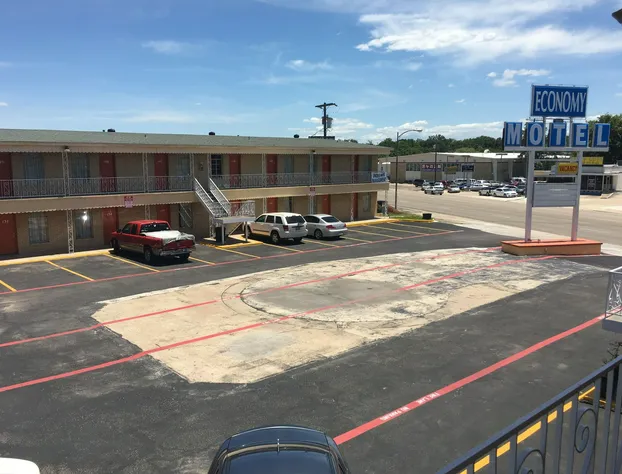 Economy Motel hotel detail image 2