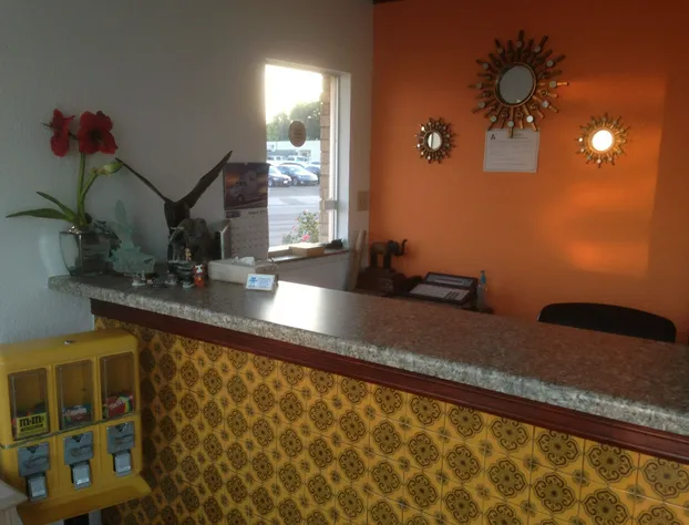 Economy Motel hotel detail image 4