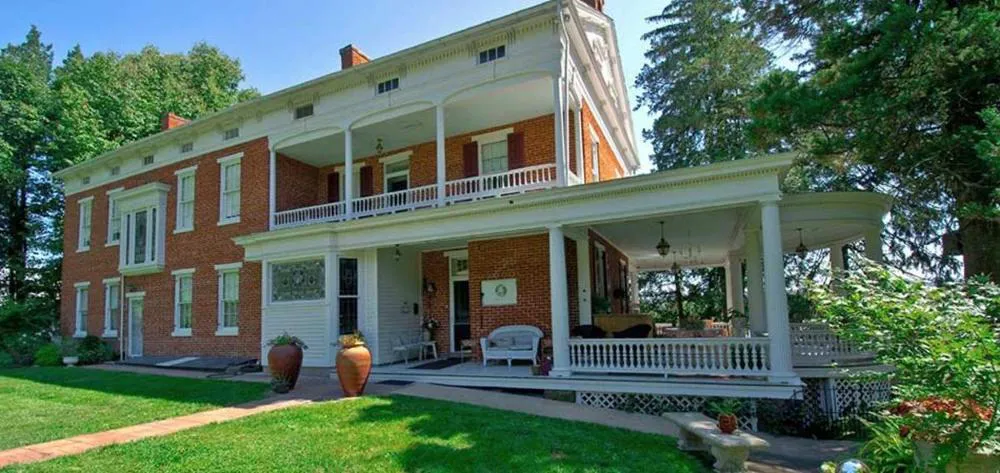 Emig Mansion hotel hero