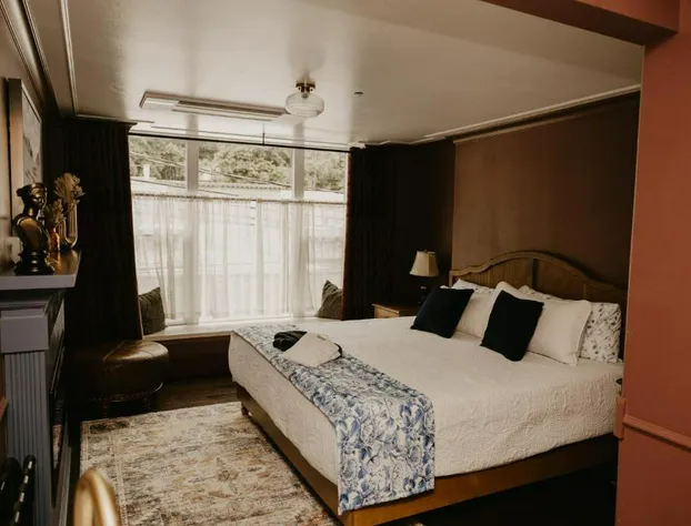 The Brooks Hotel hotel detail image 3