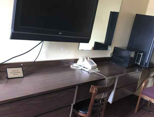 Downtown motel hotel detail image 4