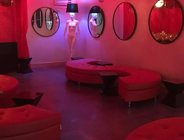 Rooftop Resort - Clothing Optional - Adult Only hotel detail image 2