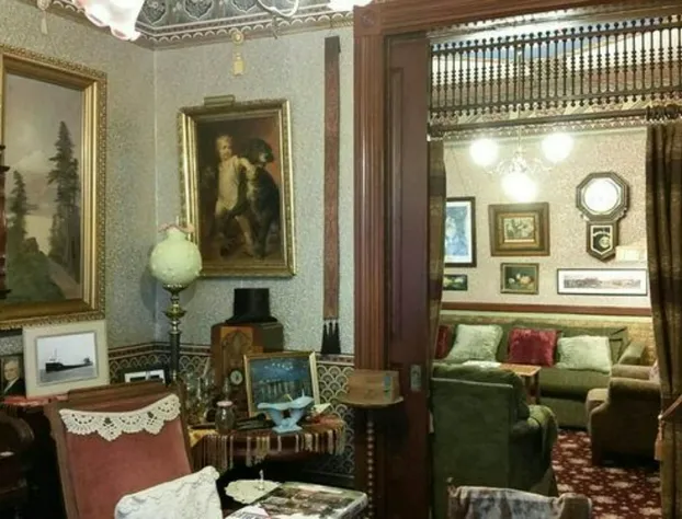 Geiger Victorian B&B hotel detail image 4