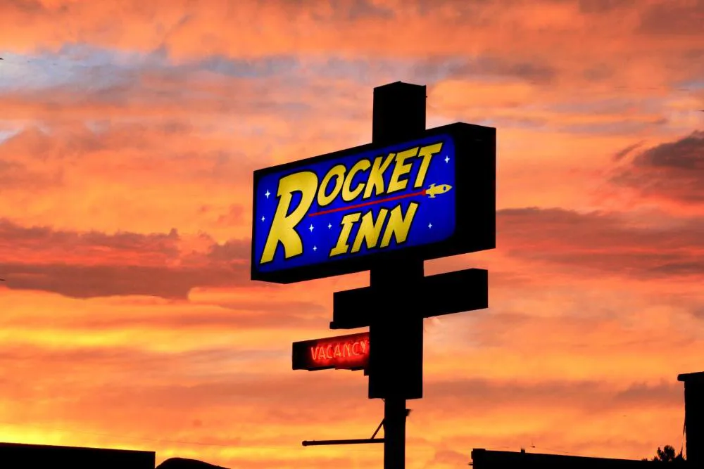 Rocket Inn hotel hero