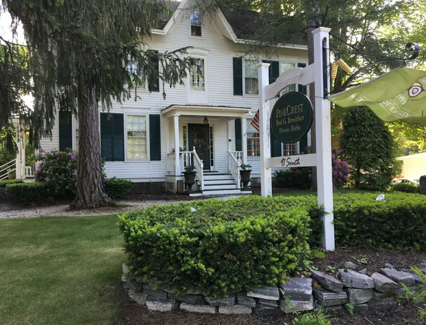 PineCrest Inn hotel detail image 1
