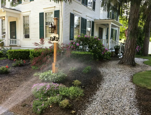 PineCrest Inn hotel detail image 3