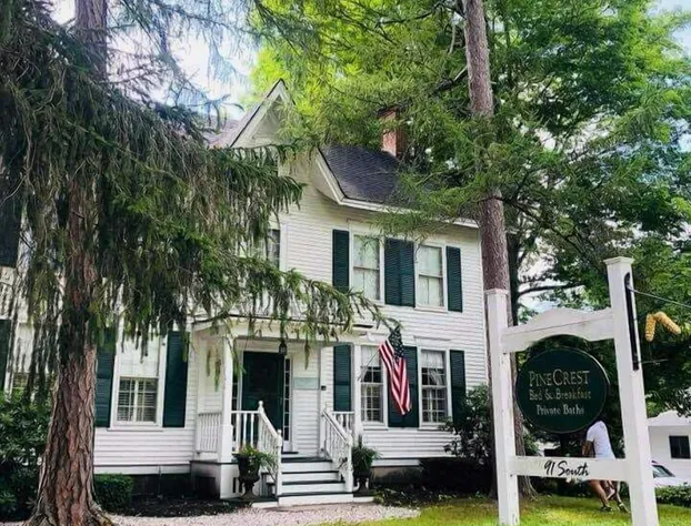 PineCrest Inn hotel detail image 4