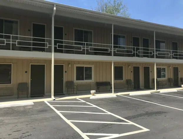 Hearth & Home Inn hotel detail image 2