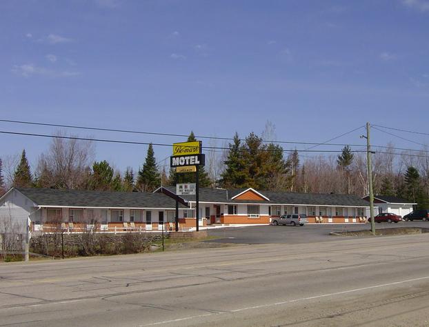 Bo-Mark Motel hotel detail image 1