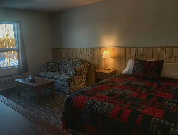 Pickle Lake Hotel hotel detail image 4