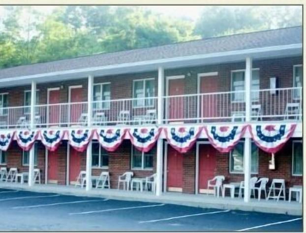 Creekwood Motel hotel detail image 1