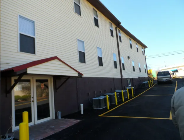 Economy Suites hotel detail image 2