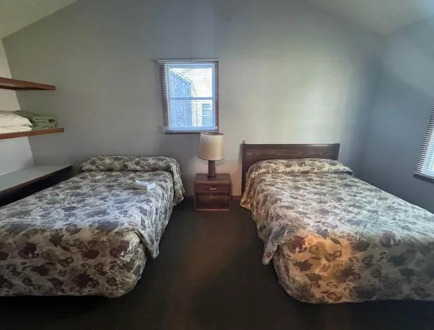 Lakeside Motor Lodge hotel detail image 4