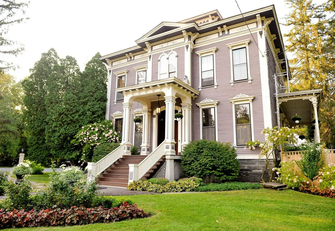 The Mansion of Saratoga hotel hero