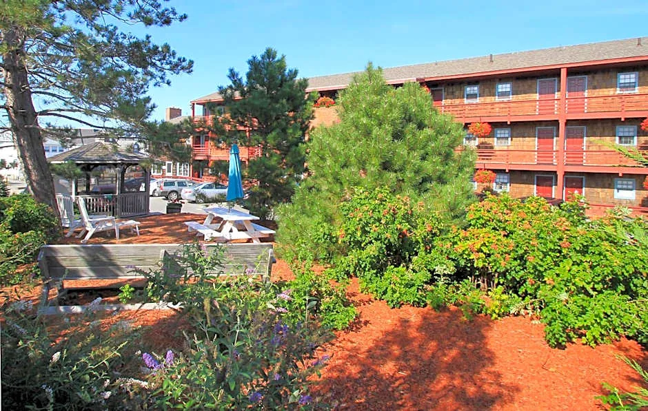 Cape Ann Motor Inn hotel hero