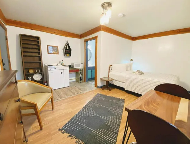 Flathead Lake Resort hotel detail image 4