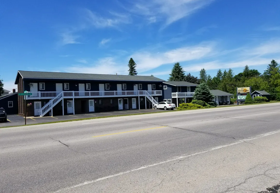 Crystal Lake Resort hotel hero