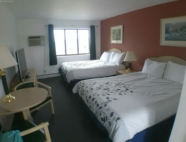 Crystal Lake Resort hotel detail image 2