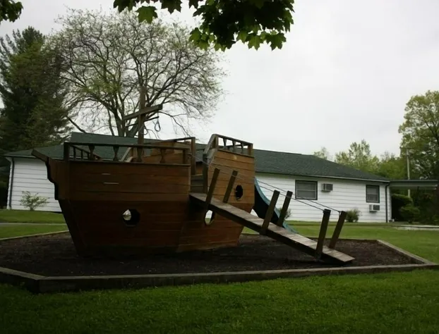 Baumanns Brookside Resort hotel detail image 2