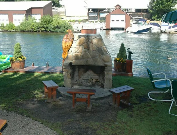 Channel Watefront Cottages hotel detail image 2