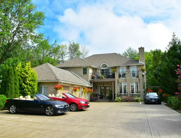 Explorer House hotel detail image 2