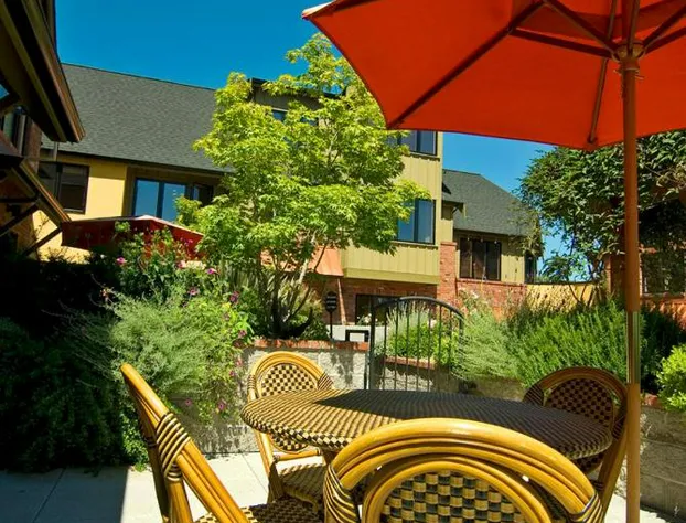 The Eagle Harbor Inn hotel detail image 1
