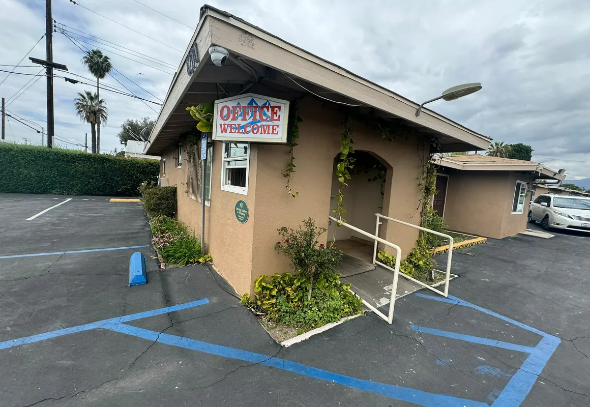 Galleria Inn Montclair/Ontario hotel hero