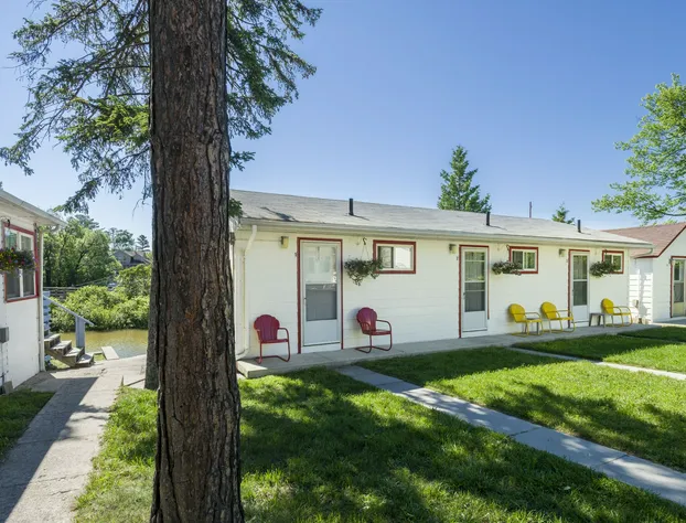 Hollywood Cottages hotel detail image 2