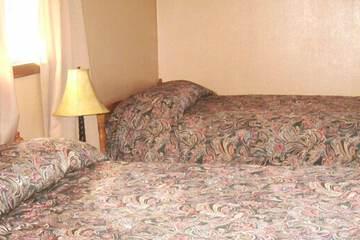U.S. 20 Lodging hotel detail image 3