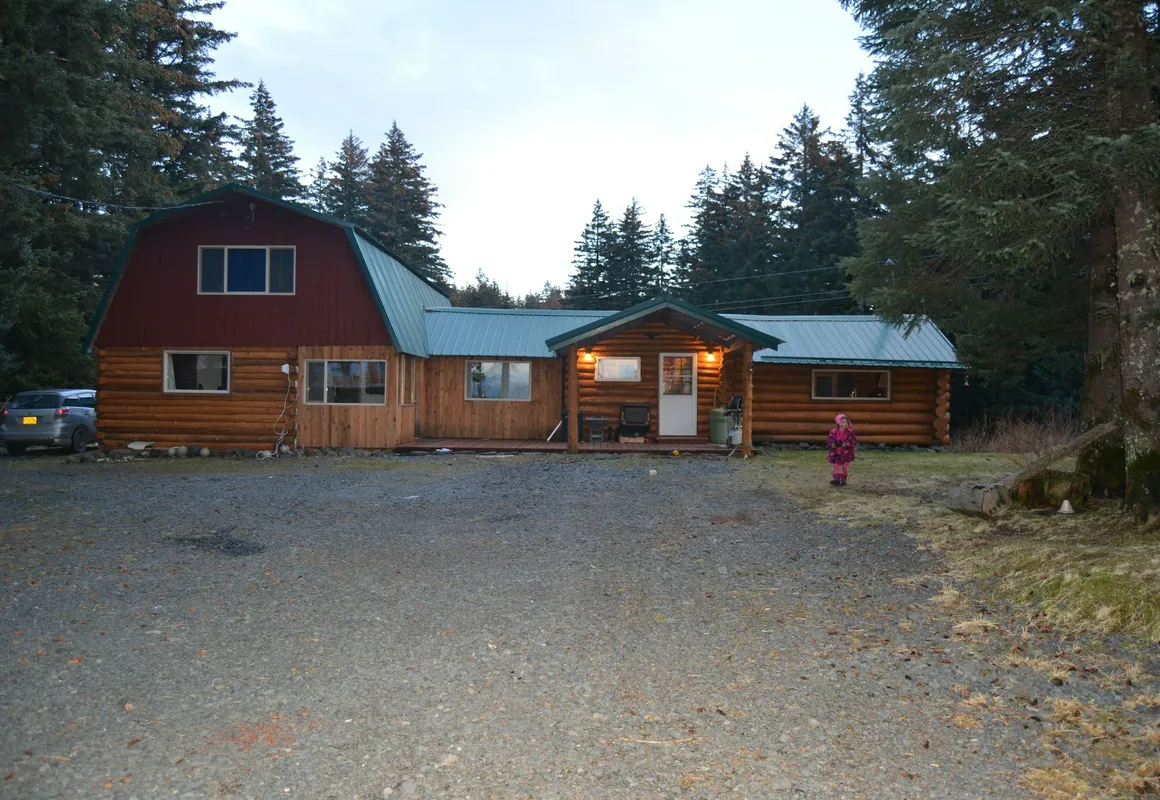 9th Wave Bed and Breakfast hotel hero