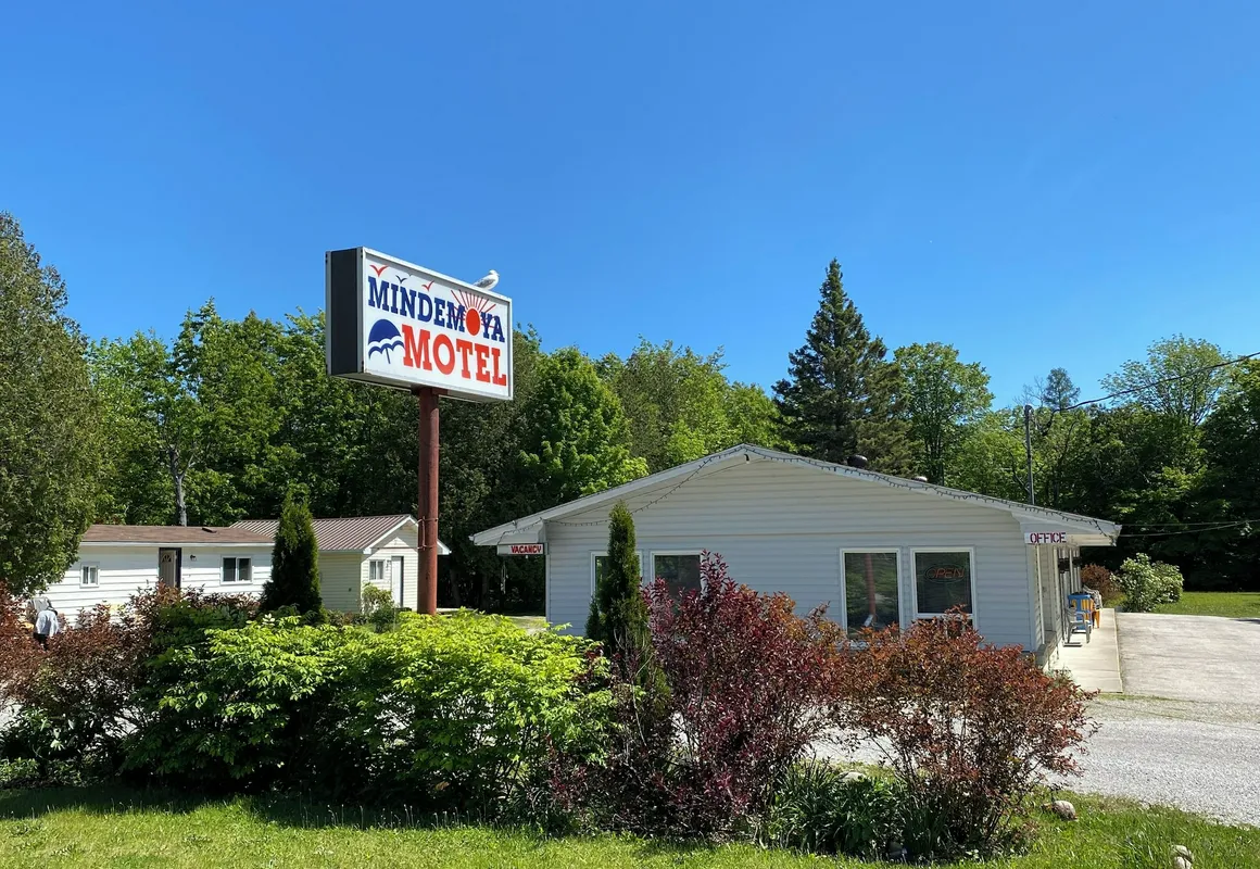 Mindemoya Motel hotel hero