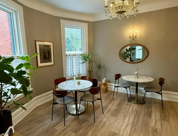 The Century House B&B Ottawa hotel detail image 4