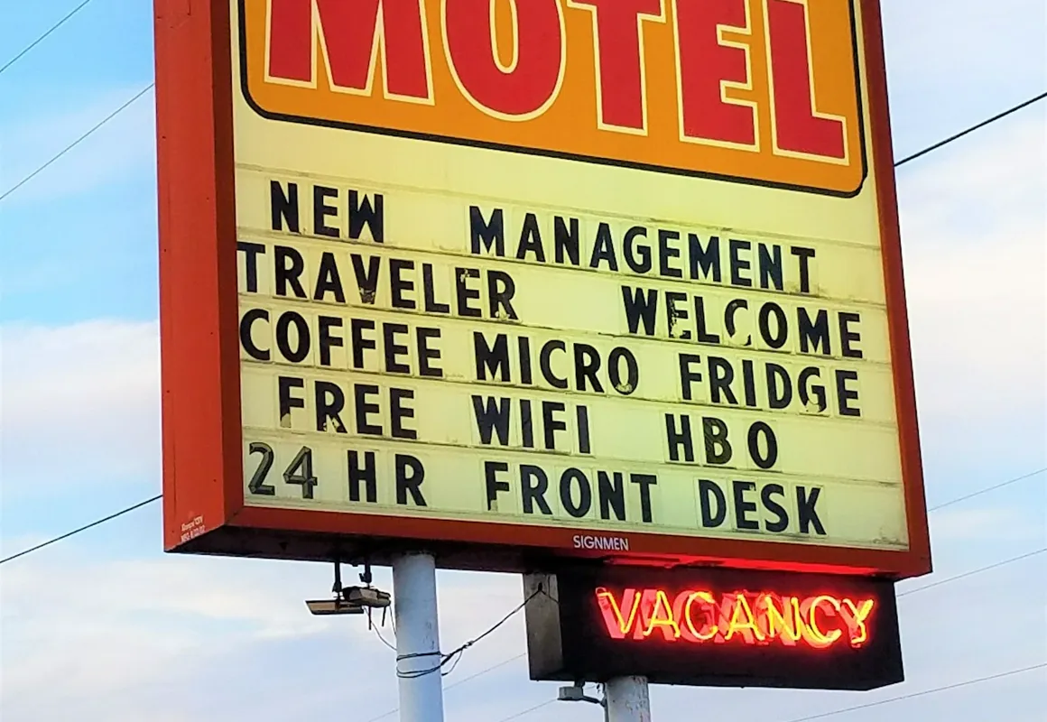 Out West Motel hotel hero