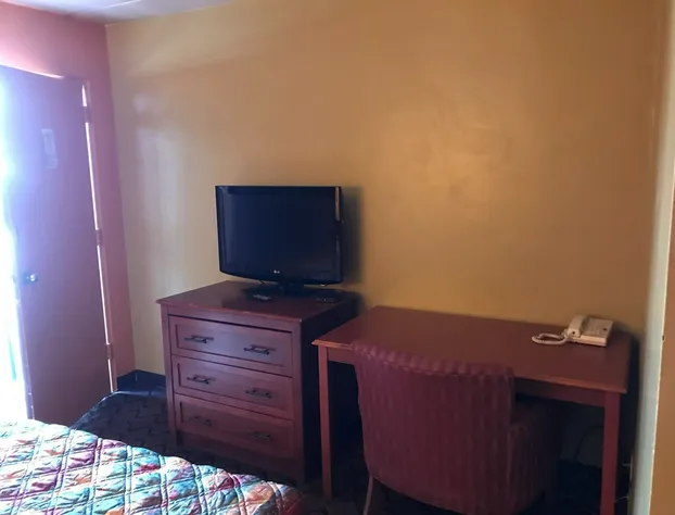 Towne House Motel hotel detail image 4