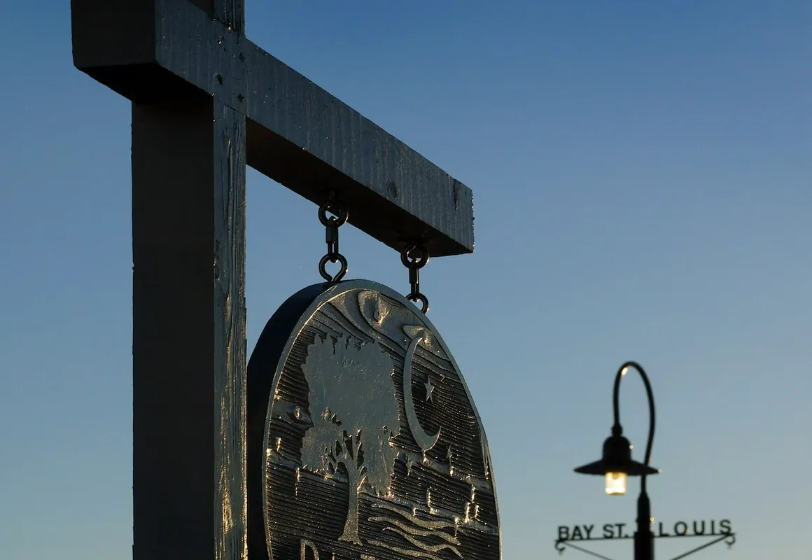 Bay Town Inn hotel hero