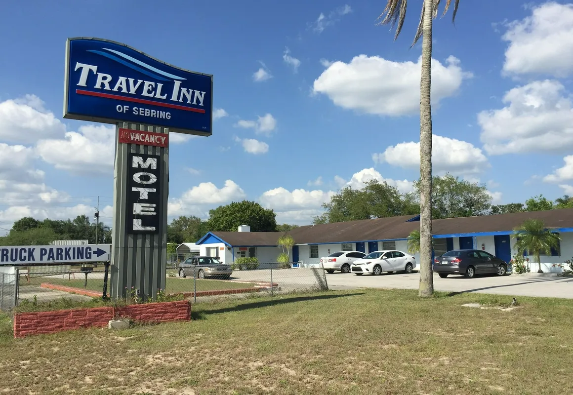 Travel Inn Of Sebring hotel hero