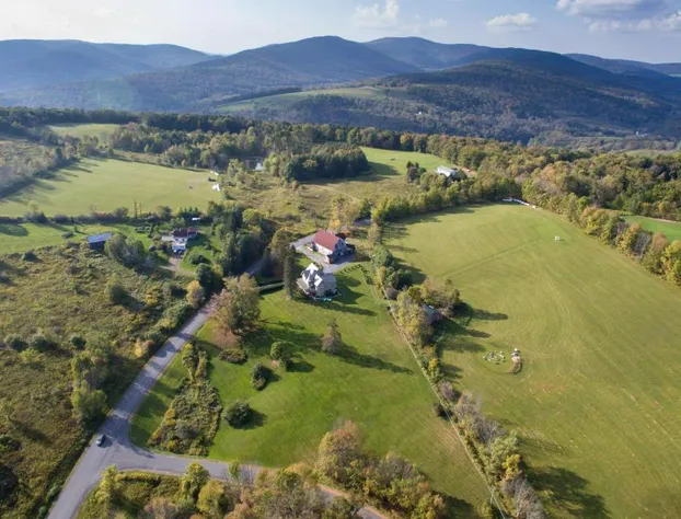 Margaretville Mtn Inn B&B and Village Suites hotel detail image 3