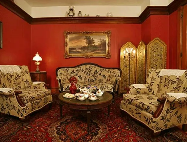 Margaretville Mtn Inn B&B and Village Suites hotel detail image 4