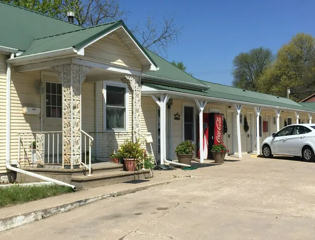 Evergreen Inn hotel detail image 2