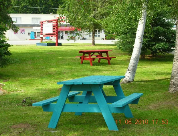 Overlook Inn & Cabins hotel detail image 3