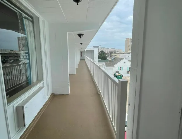Oceans 2700 hotel detail image 1
