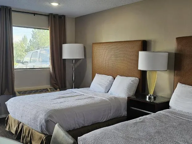 Sunrise Inn hotel detail image 4
