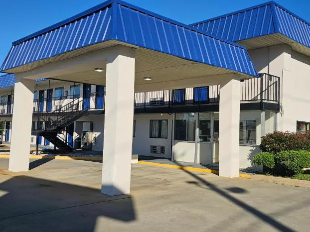 Sunrise Inn hotel detail image 2