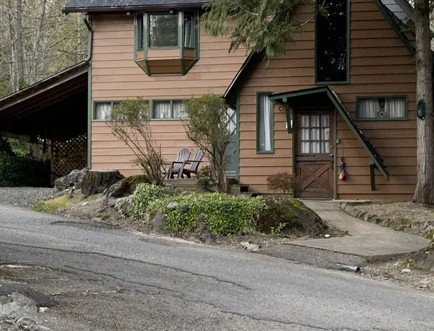 Robin Hood hotel detail image 3