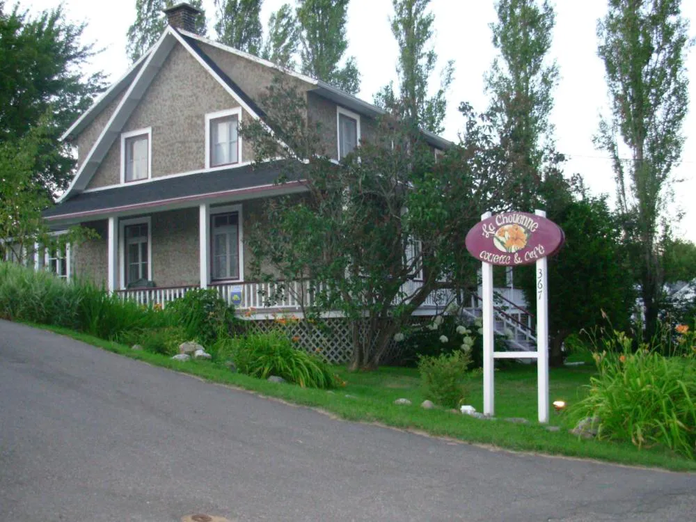 Auberge A La Chouenne hotel hero