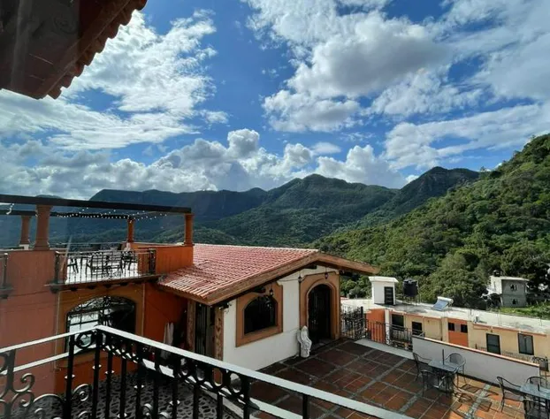 Hotel & Balneario Los Angeles hotel detail image 3