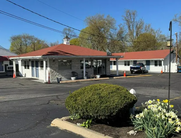 Chisholms Motor Inn hotel detail image 2