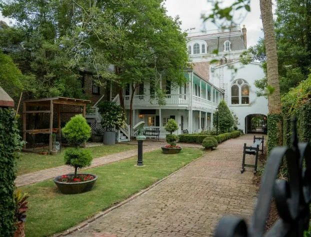 20 South Battery hotel detail image 1