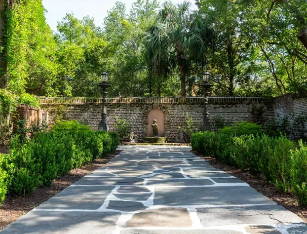 20 South Battery hotel detail image 4