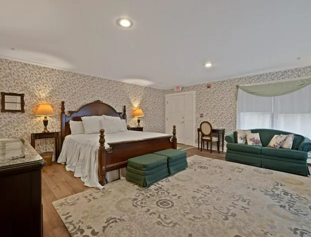 Brook Farm Inn hotel detail image 2